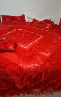 روتختی قرمز با سطل جا دستمالی