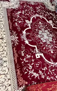 فرش و پشتی در حد نو