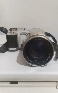 دوربین عکاسی سونی ۷۱۷