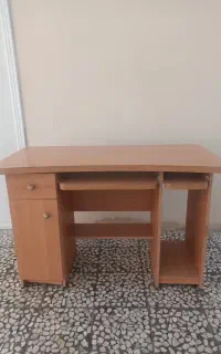 میز کامپیوتر
