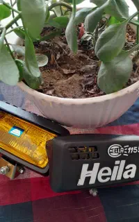 تلویزون.  پرژکتور