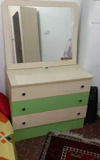 میز و بوفه