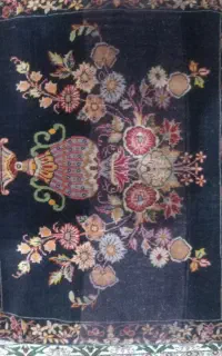 پشتی دست بافت