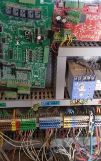 رفع خرابی آسانسور و سرویس نگهداری