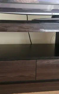 میز تلویزیون ام دی اف