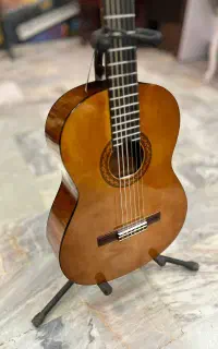 Yamaha C40  گیتار کلاسیک