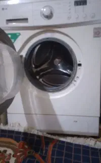 لباس شویی ۷ کیلویی ال جی