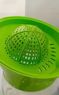 آبمیوه گیری دستی برند صنعت سازان