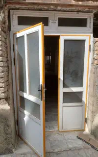 درب آلمینیوم درب ورودی پزیرای یابالکن