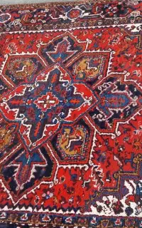 ۲ عدد فرش دستبافت اعلای کار کرد به فروش گذاشتیم