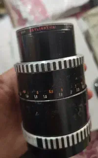 لنز آنالوگ پیچی زایس ۱۳۵میلیمتری
