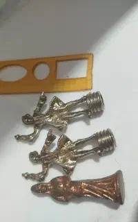 ۳تامجسمه برنجی