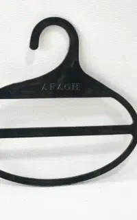چوب لباسی شال اویز شال