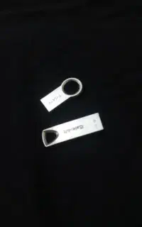 فلش 16 گیگ و 8گیگ USB