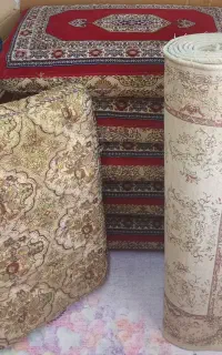 1 عدد کناره فرش به همراه 6 عدد پشتی
