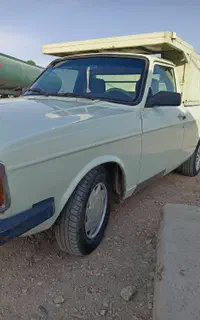 حمل بار با وانت پیکان