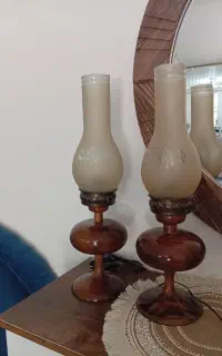یک جفت شمعدان چوبی