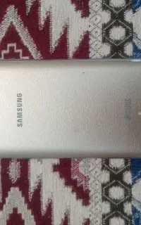 گوشی J2