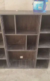 کتاب خونه به همراه میز
