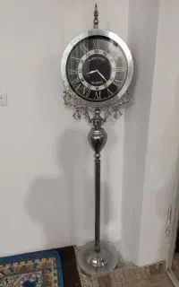 ساعت ایستاده