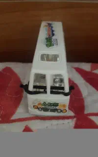 ماشین اسباب بازی