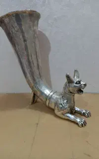 مجسمه جام ریتون مس ابکاری نقره طرح گربه