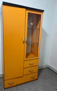 کمدکودک ونوجوان