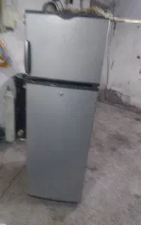 یخچال فریزر بدون برفک خارجی