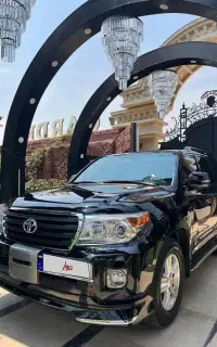 لندکروز ۲۰۱۰