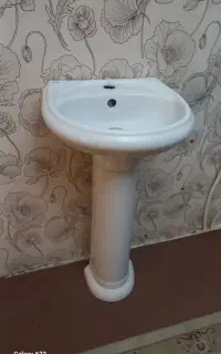 روشویی پایه دار