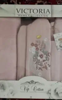 حوله استخری مردانه و حوله تن پوش زنانه