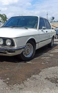 بی ام و 518 سفید 1977