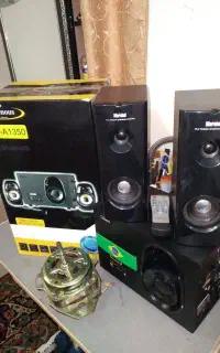تعدادی لوازم به فروش میرود