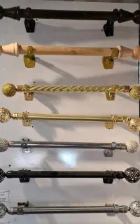 لوازم پرده و کتیبه و ریل پرده (جهاد نبش کوچه۵۰)