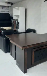 میز تحریر و لوازم اداری دفتری
