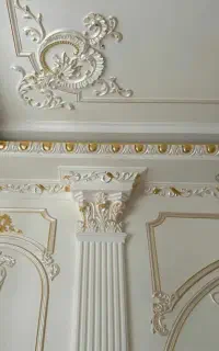 نقاشی  ساختمان و درب و پنجره