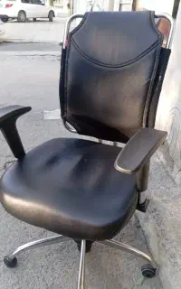 صندلی اداری جک دار کارکرده در حد صفر