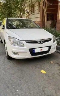 هیوندای i30