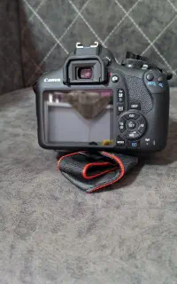 دوربین canon (2000 D)