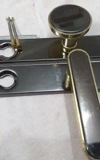 دستگیره درب یک طرفه