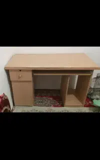 میز کامپیوتر کارکرده قیمت یک میلیون