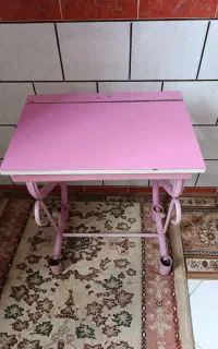 میز تحریر بچگانه