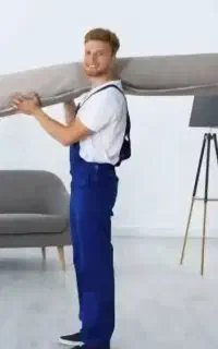 کارگر برای حمل فرش همراه وانت