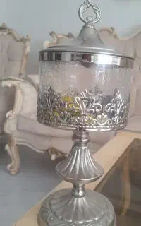 شکلات خوری پایه بلند