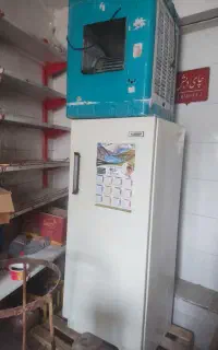 فروش یخچال دکه فلافل کولر آبی وطبقه مغازه