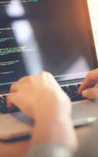 آموزش برنامه‌نویسی/ حتی بدون داشتنِ کامپیوتر