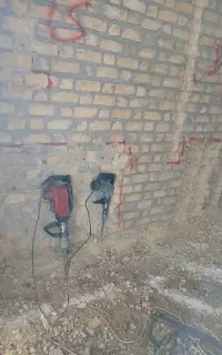 کندن جای اب برق گاز وچاه غیره..