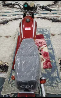 موتور سیکلت پارکینگی