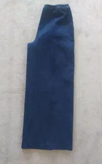 شلوار لی زنانه