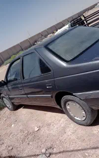 تیکه تیکه رنگ دارد بعنوان کامل رنگ میفروشم